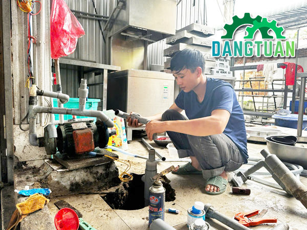 Dịch vụ sửa máy bơm nước TPHCM